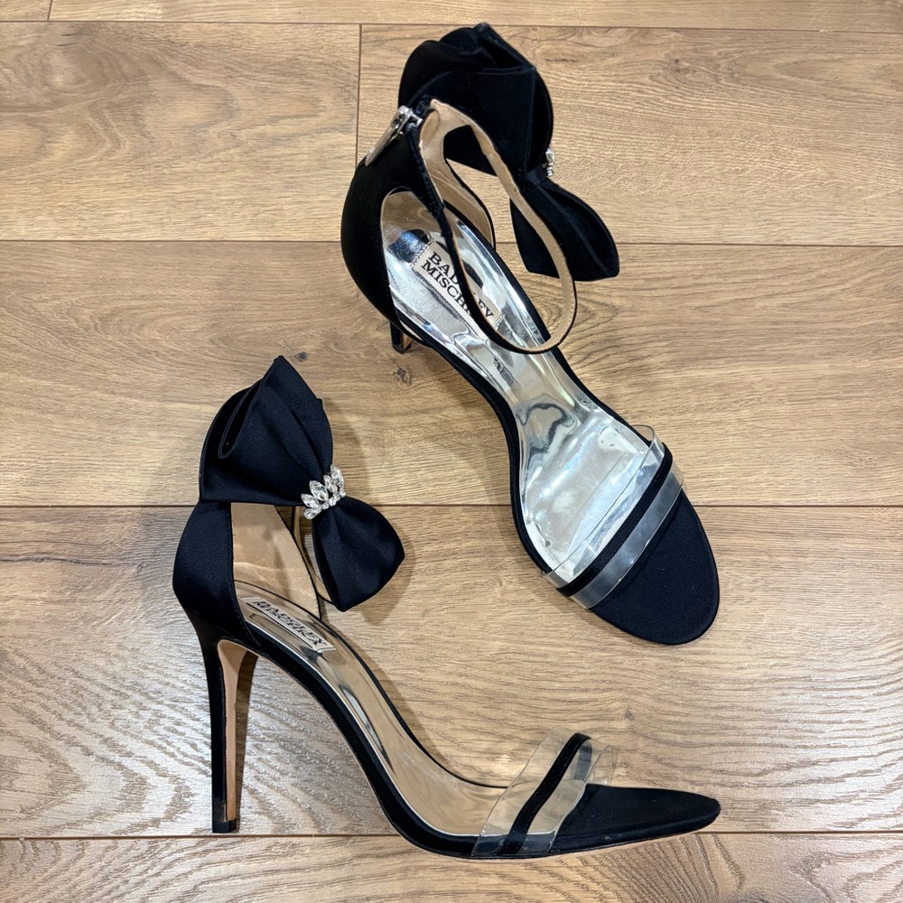 Badgley Mischka FRAN black satin bow heel - Size 10
